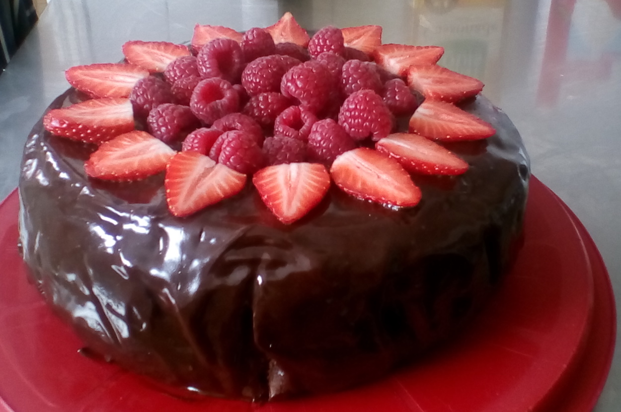 Chocolate cake 2.jpg